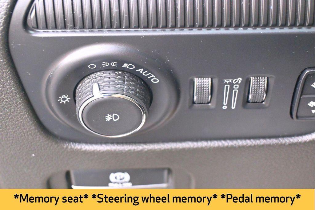 used 2023 Jeep Wagoneer car, priced at $51,878