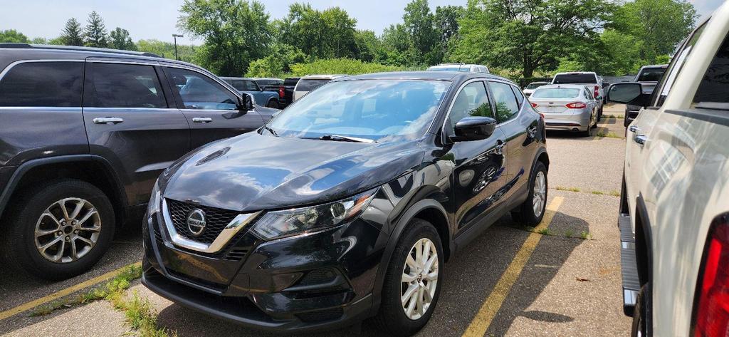 used 2021 Nissan Rogue Sport car, priced at $17,190