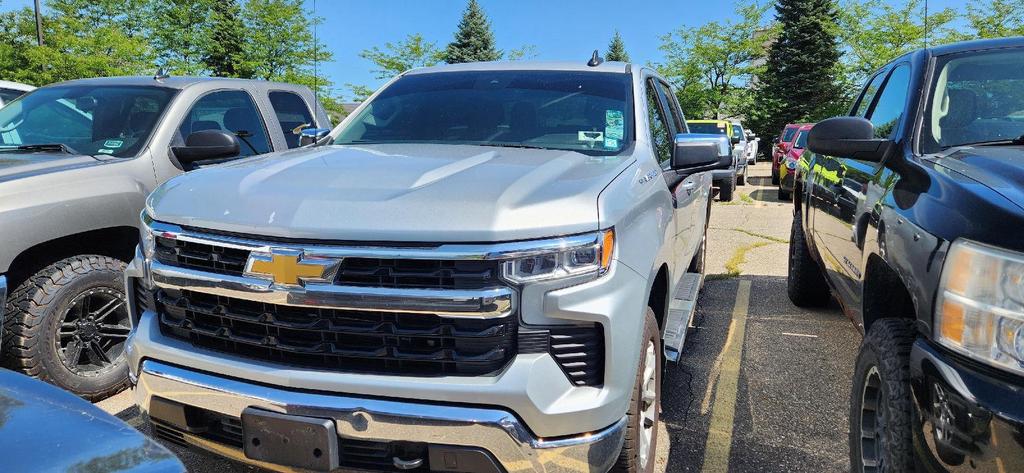 used 2022 Chevrolet Silverado 1500 car, priced at $31,395