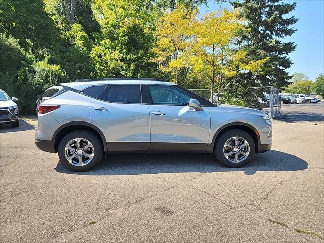 new 2025 Chevrolet Blazer car, priced at $36,116