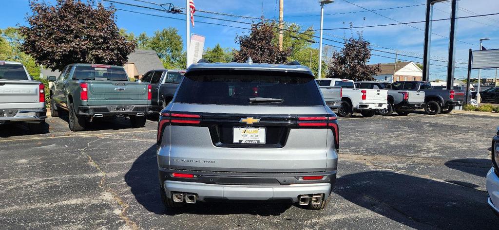 new 2026 Chevrolet Traverse car, priced at $42,638