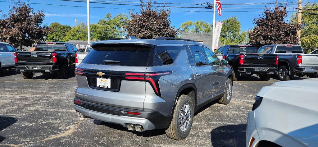 new 2026 Chevrolet Traverse car, priced at $42,638