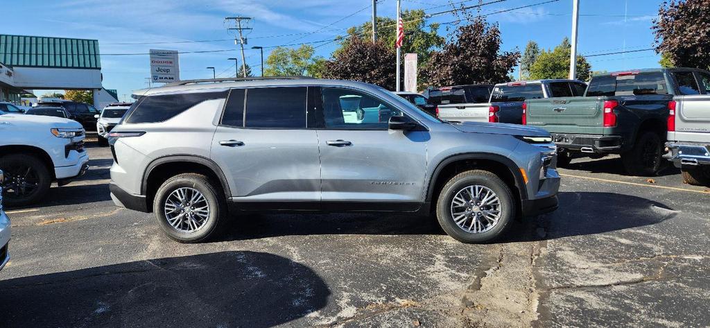 new 2026 Chevrolet Traverse car, priced at $42,638