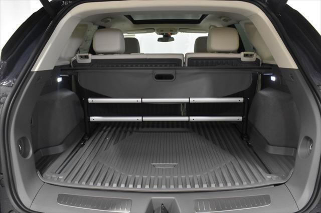 new 2025 Cadillac XT5 car, priced at $48,103