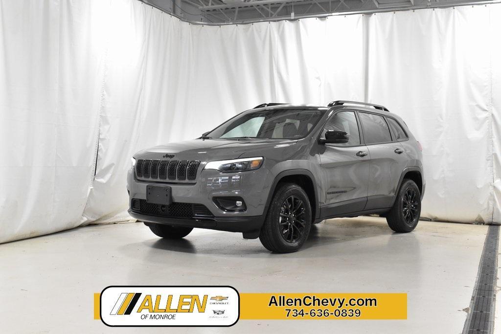 used 2023 Jeep Cherokee car, priced at $30,395