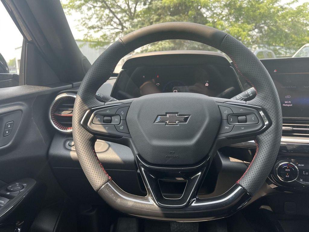 new 2025 Chevrolet Trax car, priced at $25,408