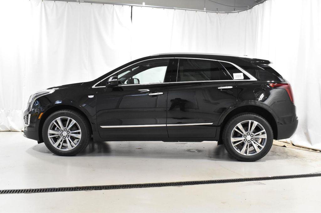 new 2025 Cadillac XT5 car, priced at $49,170