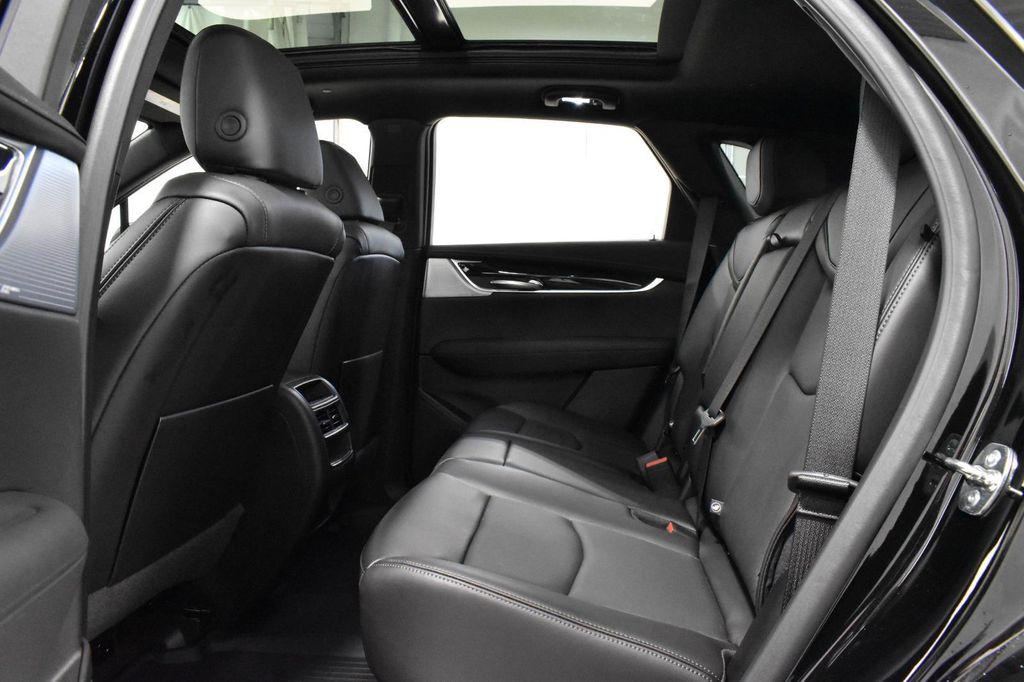 new 2025 Cadillac XT5 car, priced at $49,170