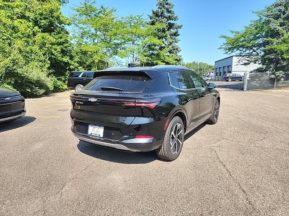 new 2024 Chevrolet Equinox EV car, priced at $43,620