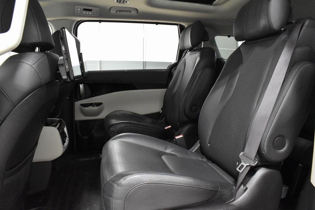 used 2022 Kia Carnival car, priced at $39,411