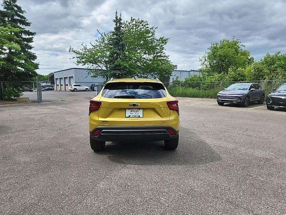 new 2025 Chevrolet Trax car, priced at $25,119