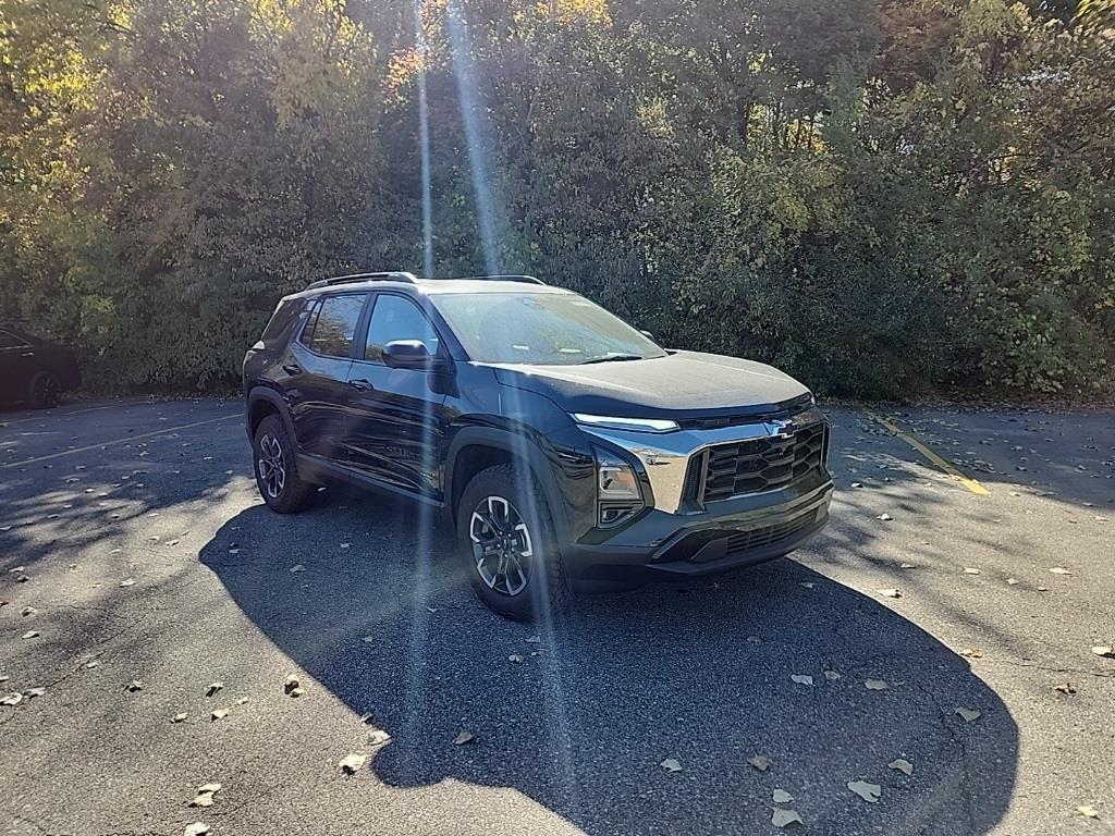 new 2025 Chevrolet Equinox car, priced at $35,483