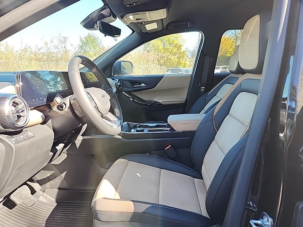 new 2025 Chevrolet Equinox car, priced at $35,483