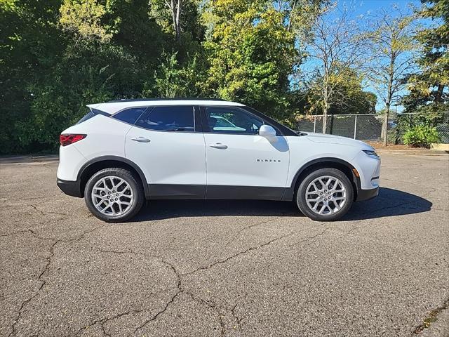 new 2025 Chevrolet Blazer car, priced at $37,077