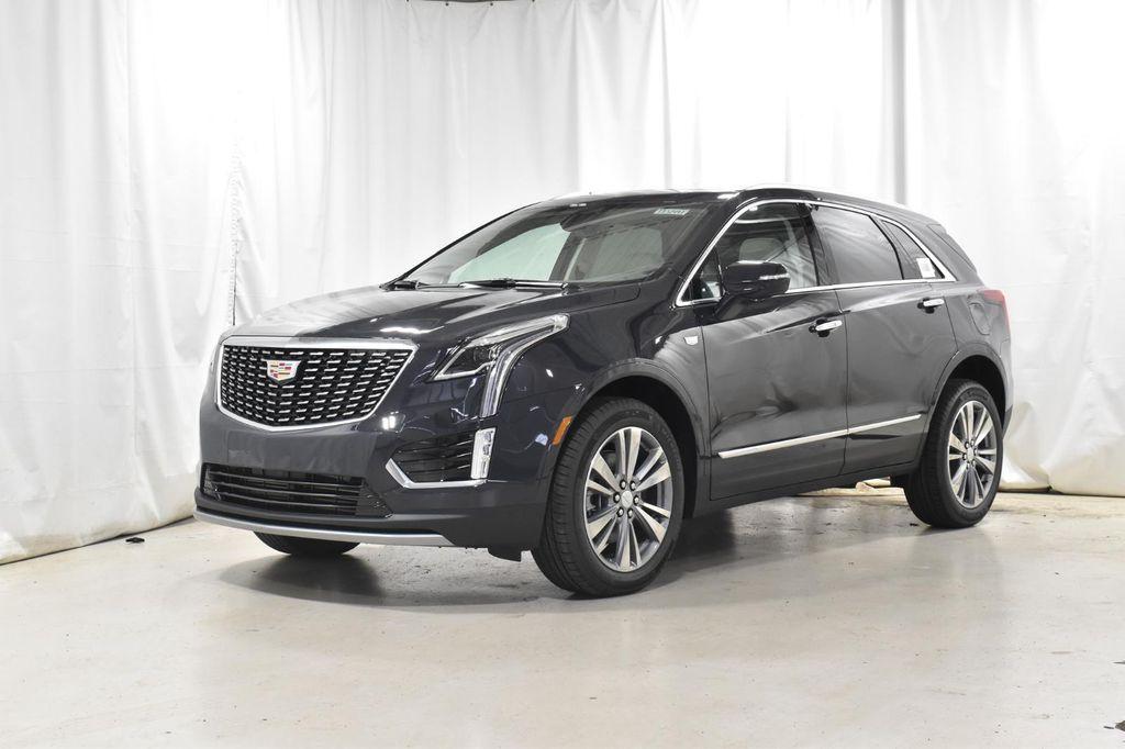 new 2025 Cadillac XT5 car, priced at $49,044