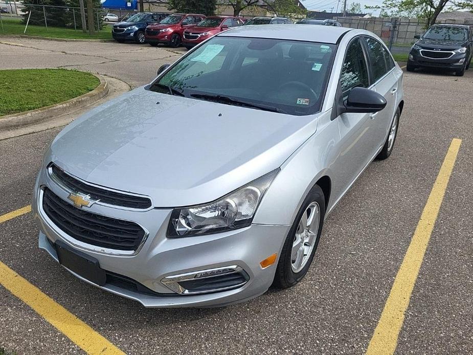 used 2015 Chevrolet Cruze car, priced at $11,495