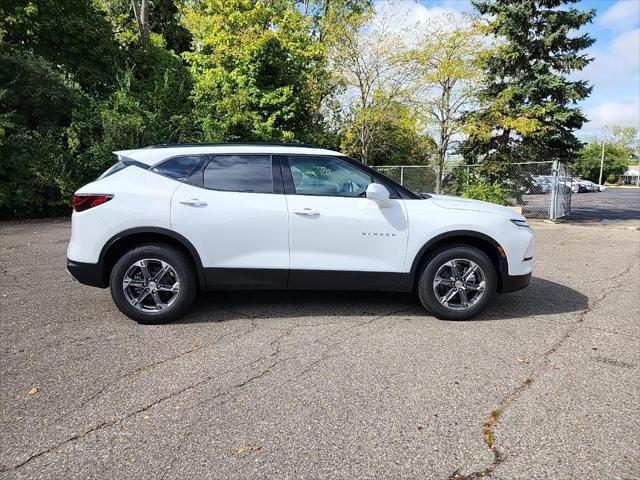 new 2025 Chevrolet Blazer car, priced at $35,116