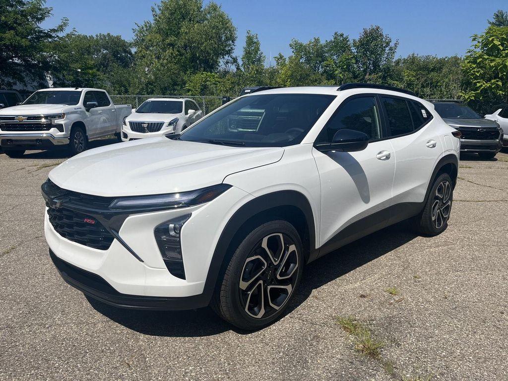 new 2025 Chevrolet Trax car, priced at $25,495