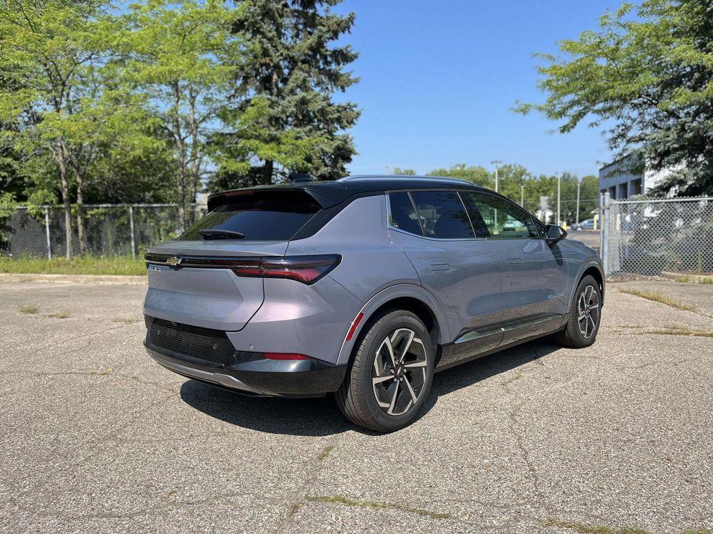 new 2025 Chevrolet Equinox EV car, priced at $41,381