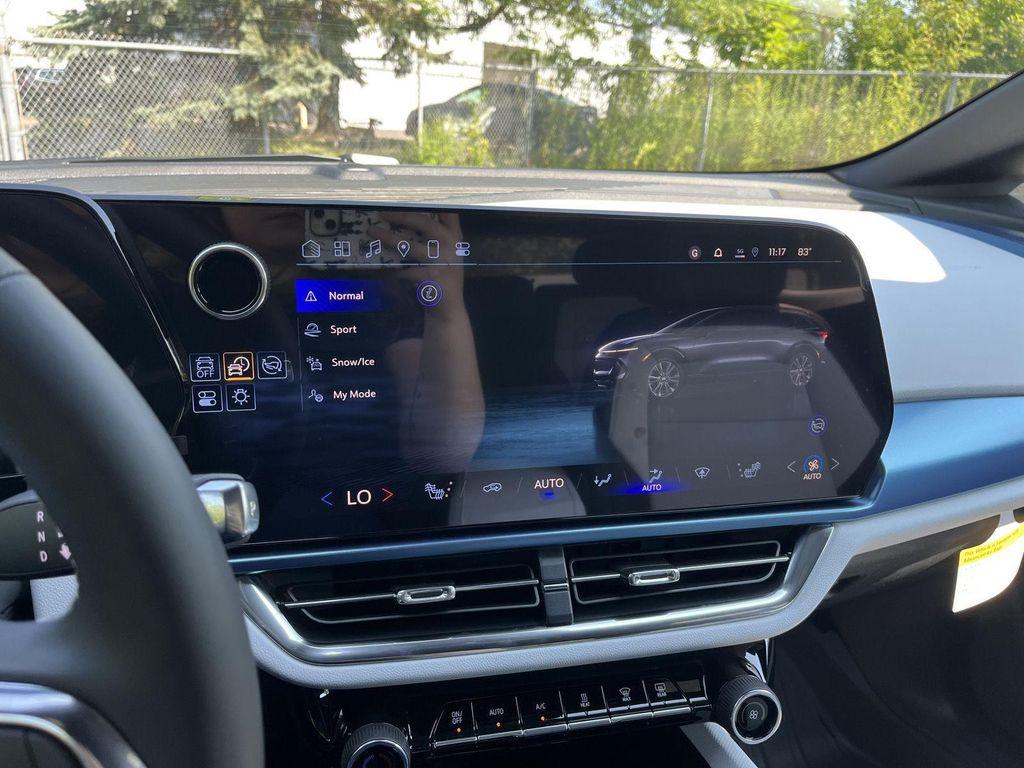 new 2025 Chevrolet Equinox EV car, priced at $41,381