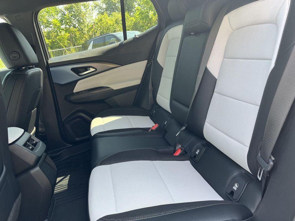 new 2025 Chevrolet Equinox EV car, priced at $41,381