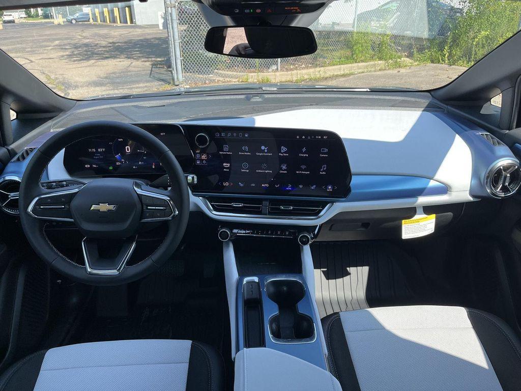 new 2025 Chevrolet Equinox EV car, priced at $41,381