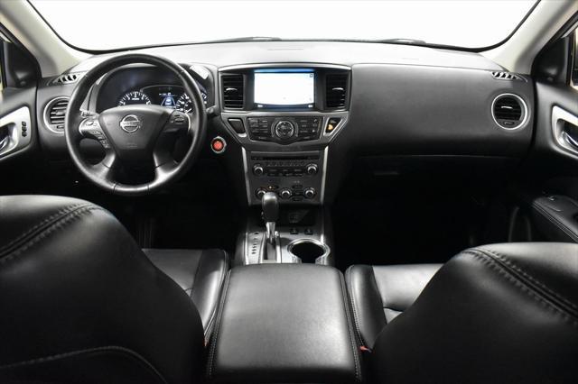 used 2020 Nissan Pathfinder car, priced at $21,290