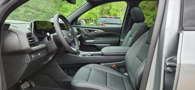 new 2025 Chevrolet Traverse car, priced at $44,854