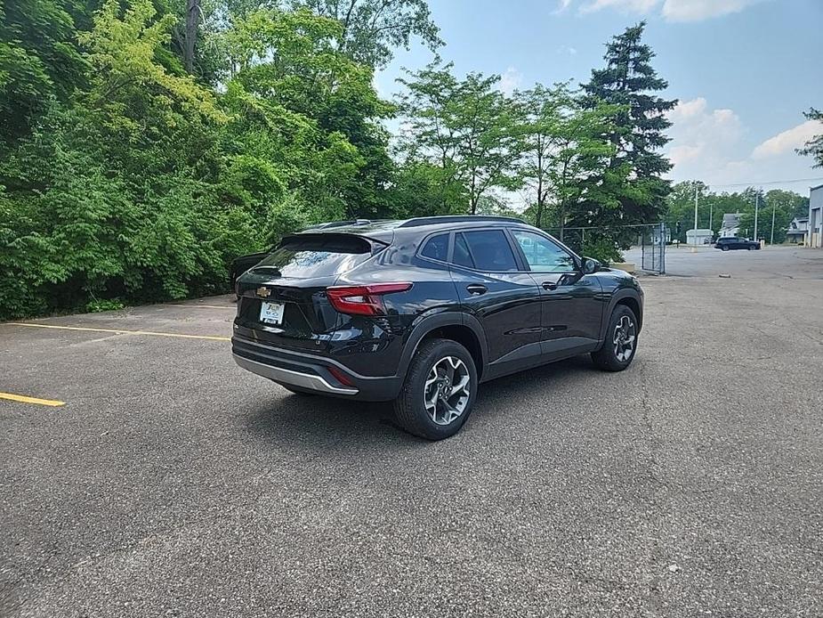 new 2025 Chevrolet Trax car, priced at $23,628