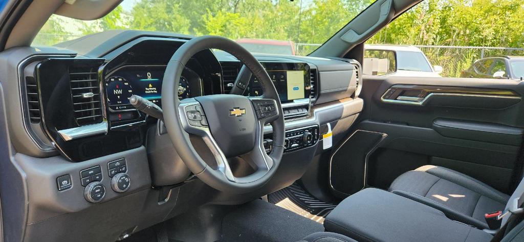new 2025 Chevrolet Silverado 1500 car, priced at $47,532