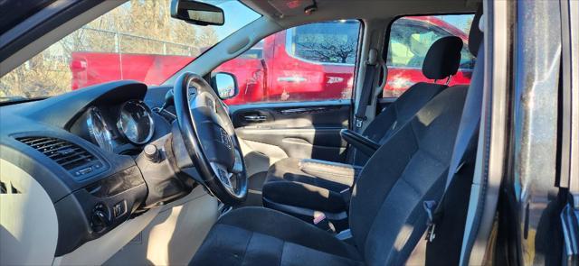 used 2015 Dodge Grand Caravan car