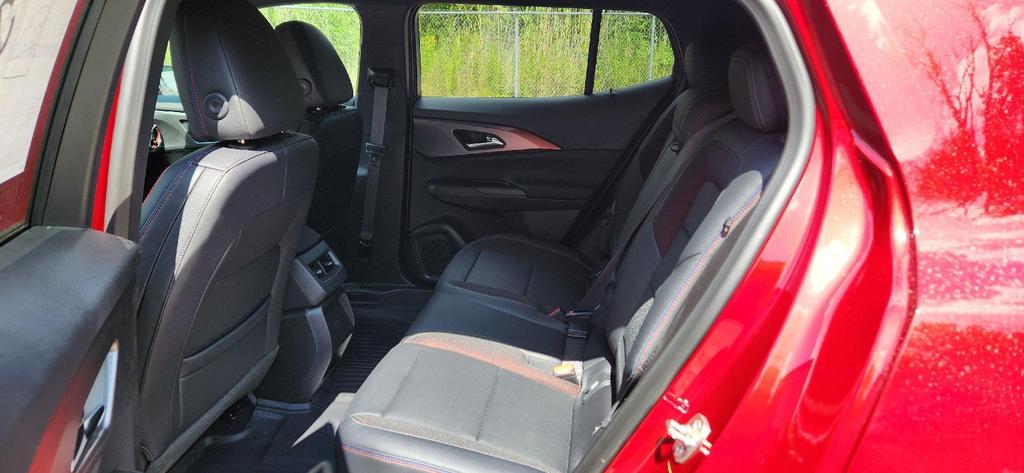 new 2025 Chevrolet Equinox EV car, priced at $43,076