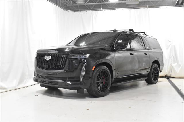 used 2021 Cadillac Escalade ESV car, priced at $67,594