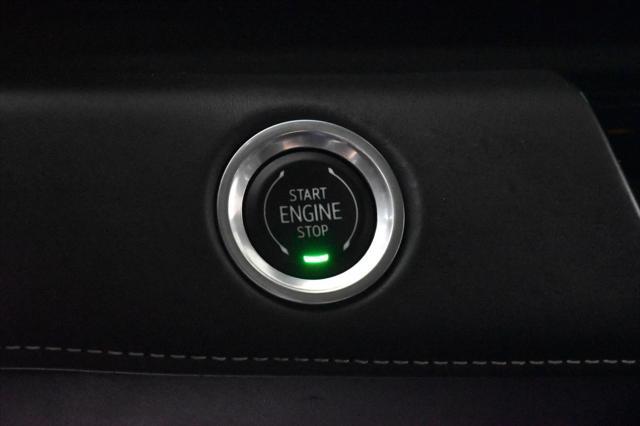 used 2021 Cadillac Escalade ESV car, priced at $67,594