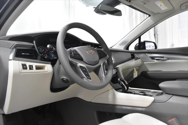 new 2025 Cadillac XT5 car, priced at $53,110