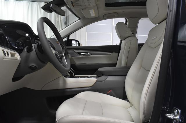 new 2025 Cadillac XT5 car, priced at $53,110