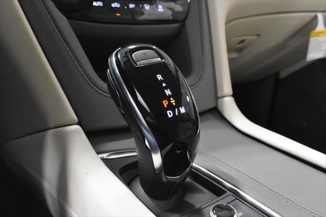 new 2025 Cadillac XT5 car, priced at $53,110