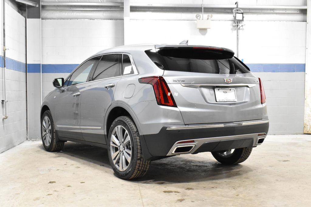 new 2025 Cadillac XT5 car, priced at $48,056