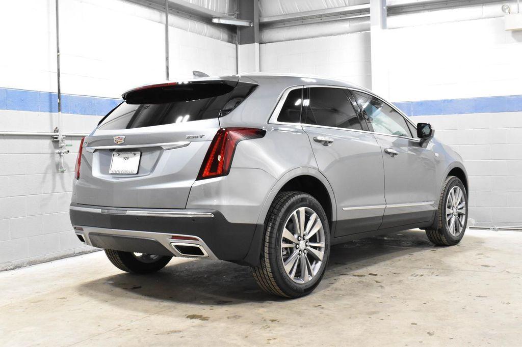 new 2025 Cadillac XT5 car, priced at $48,056