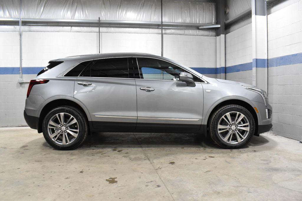 new 2025 Cadillac XT5 car, priced at $48,056