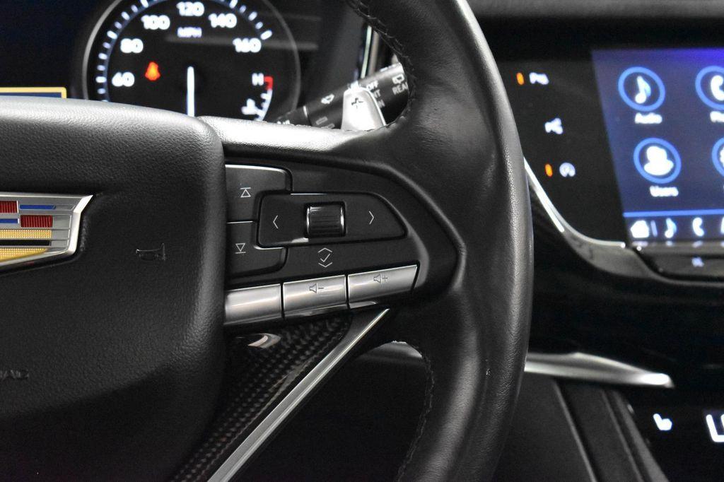 used 2022 Cadillac XT6 car, priced at $37,850