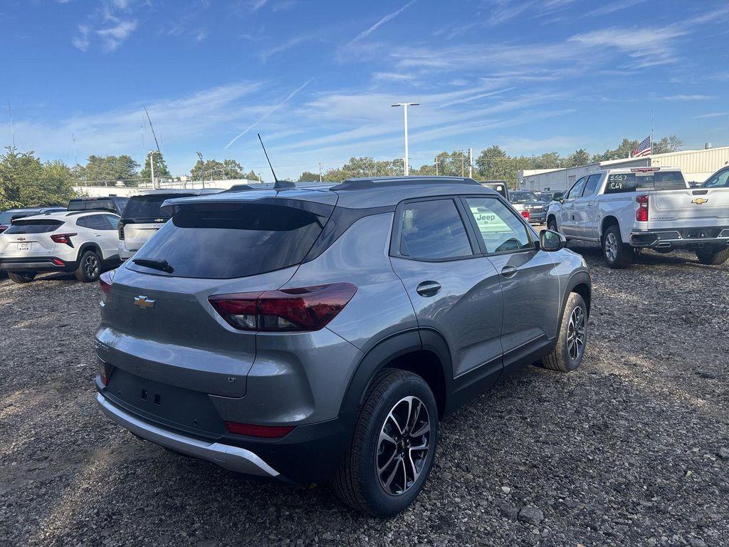 new 2026 Chevrolet TrailBlazer car, priced at $29,099