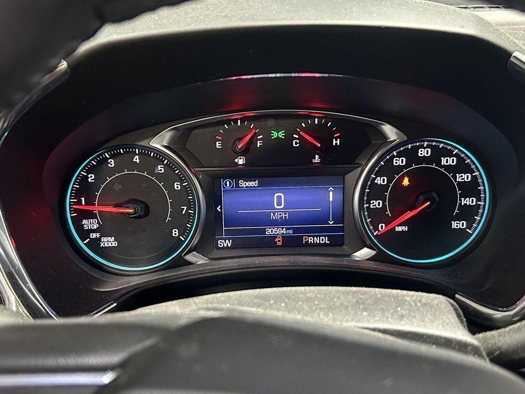 used 2022 Chevrolet Equinox car, priced at $21,387