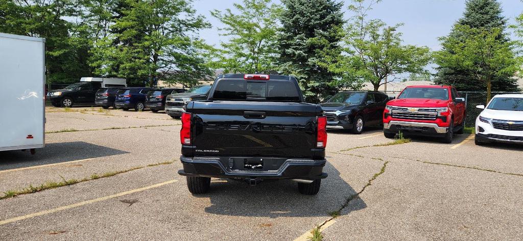 new 2025 Chevrolet Colorado car, priced at $41,653