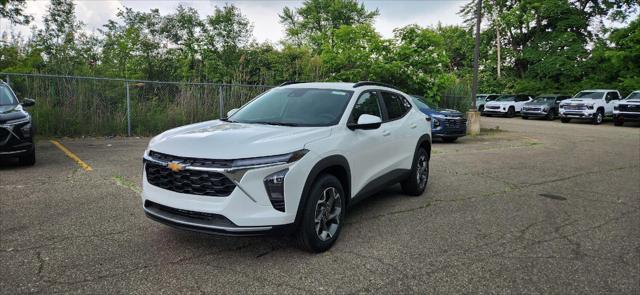 new 2025 Chevrolet Trax car, priced at $24,262