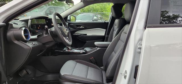 new 2025 Chevrolet Trax car, priced at $24,262