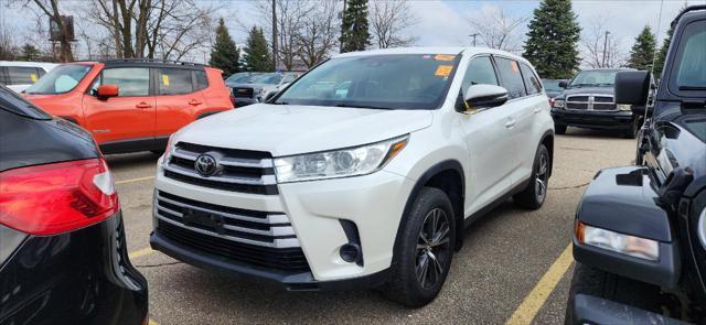 used 2019 Toyota Highlander car, priced at $23,856