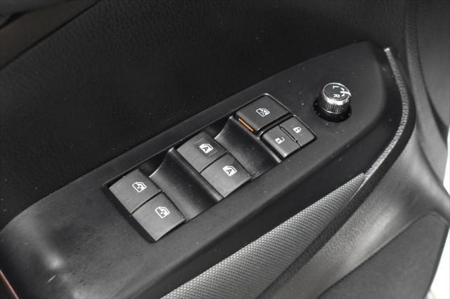 used 2019 Toyota Highlander car, priced at $23,398