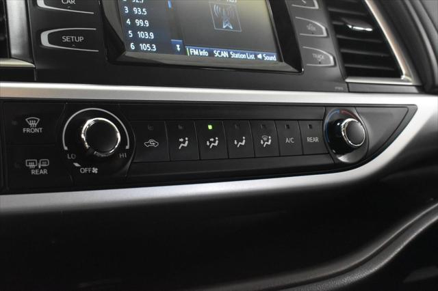 used 2019 Toyota Highlander car, priced at $23,398