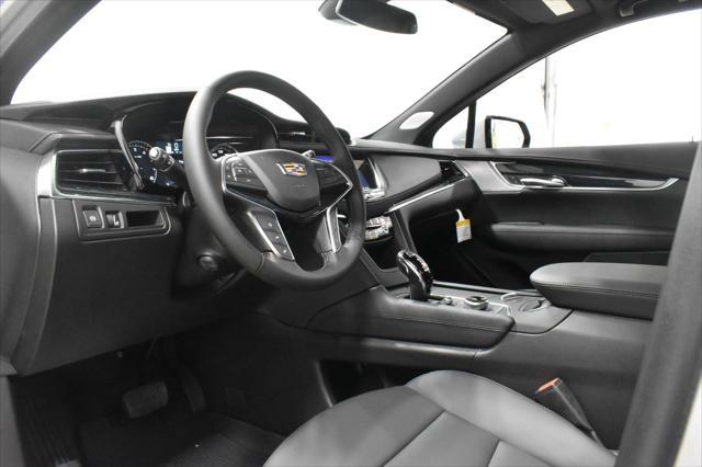 new 2025 Cadillac XT5 car, priced at $46,798
